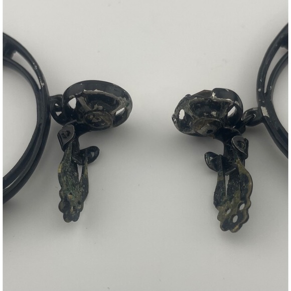 Vintage Rhinestone Hoop Clip Earrings Japanned Statement Jewelry Red Amber Black - Picture 4 of 5